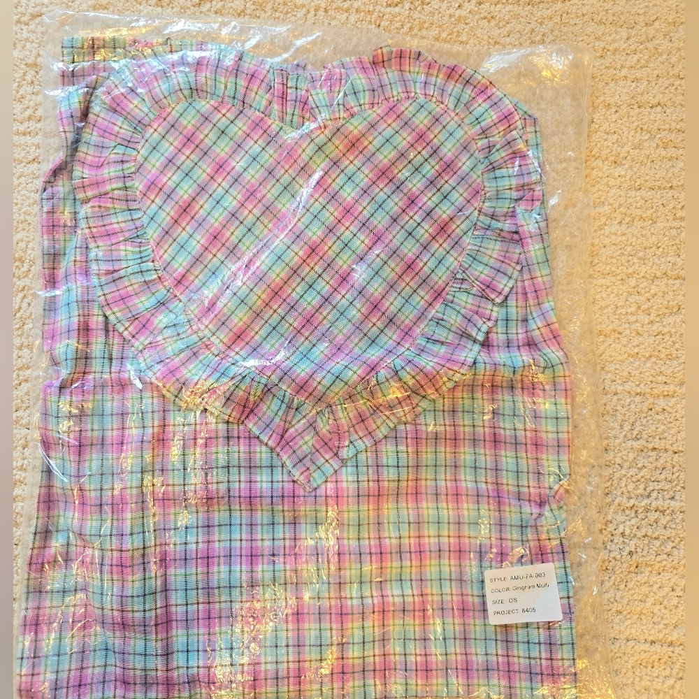 NEW Amanda Uprichard Sweet Heart Apron in Pink & Blue Plaid - A PERFECT GIFT! - Picture 5 of 7